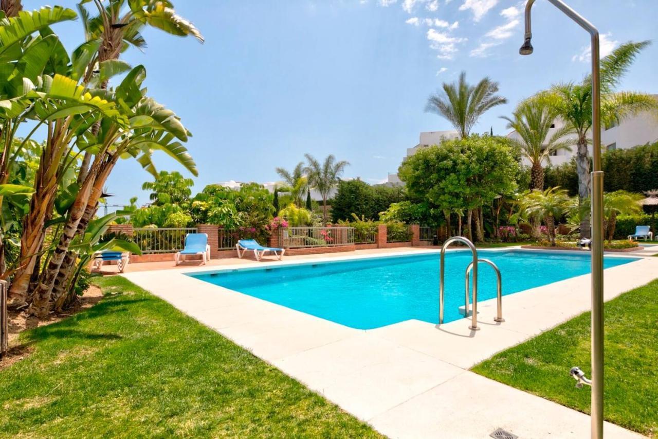 Appartement Royal W/shared Pool, Terrace &a/c *